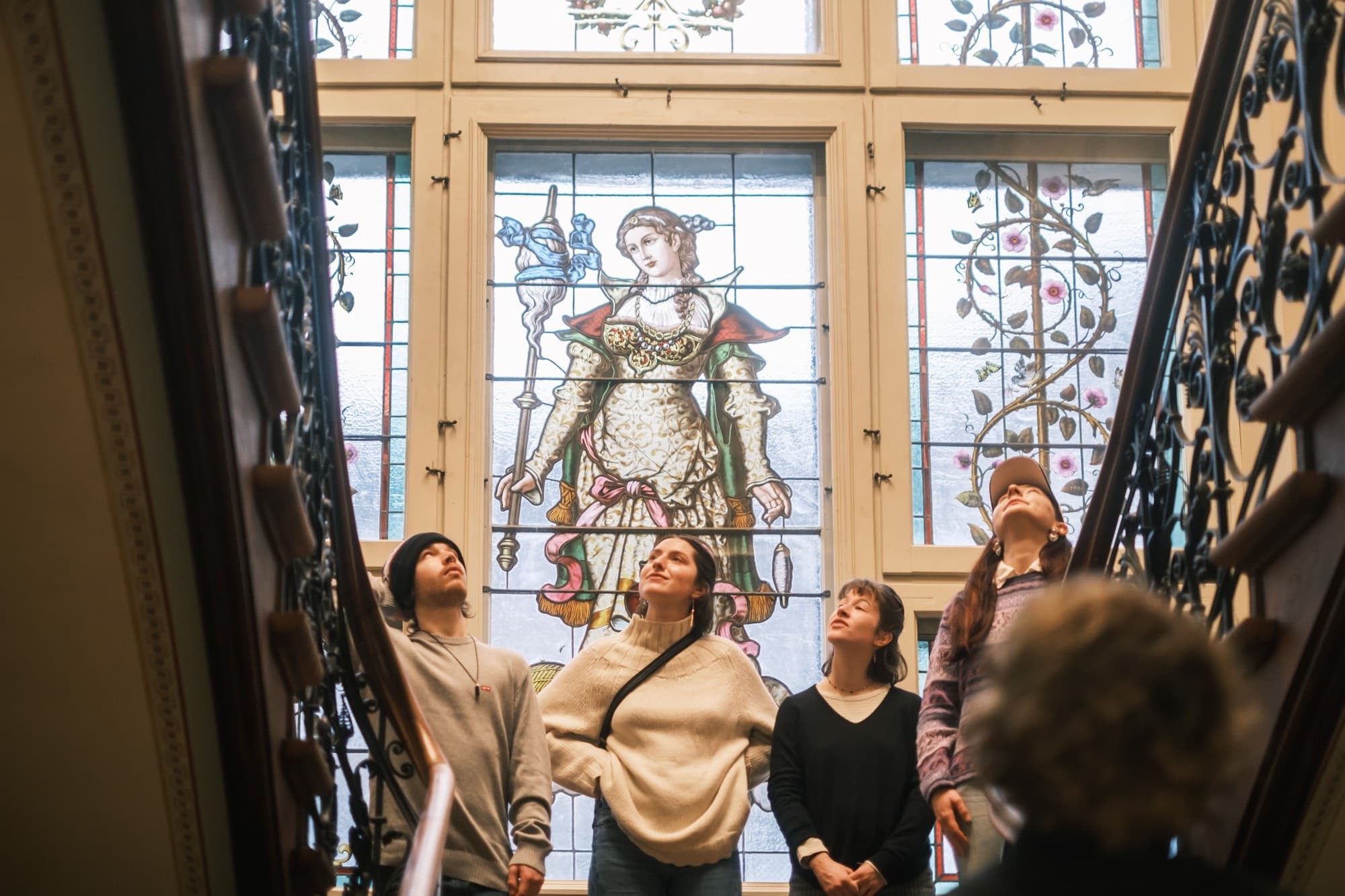 Halbzeit: Gastbetreuung und Laborarbeit