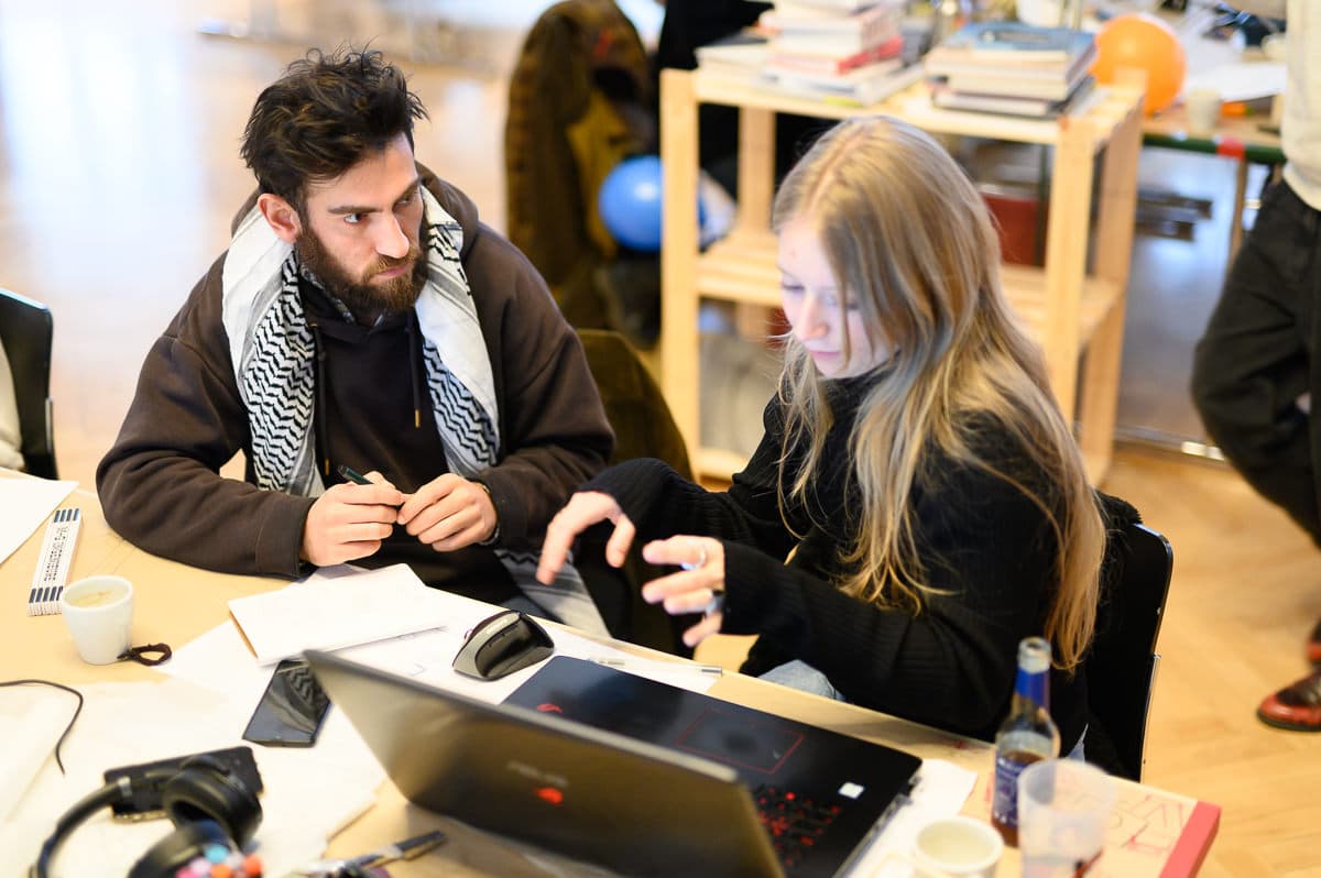 Im Flow: Kunsttalente bei der Arbeit