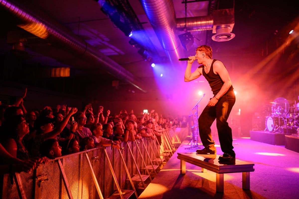 RIAN (Support: Fanny) in der Halle / Cybertribe pres. Anni Herzer (Pool)