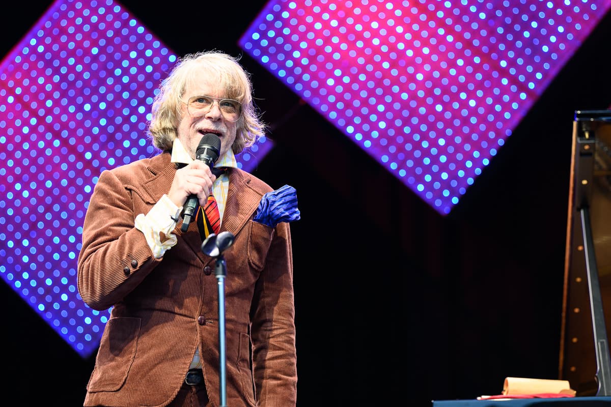 Tickets für Helge Schneider sind ab sofort im Verkauf