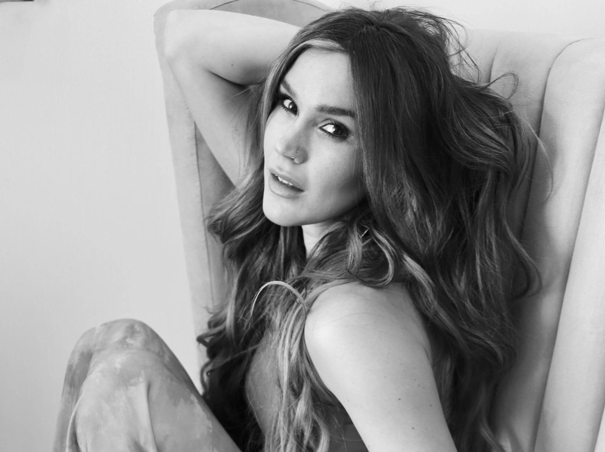 Weltstar Joss Stone, Kevin Morby und Billie Marten beim Poolbar Festival